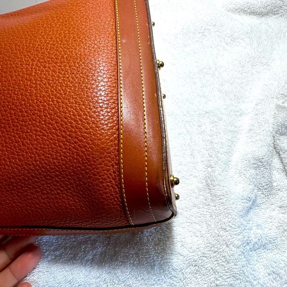 Dooney and Bourke shoulder bag - Picture 5 of 11